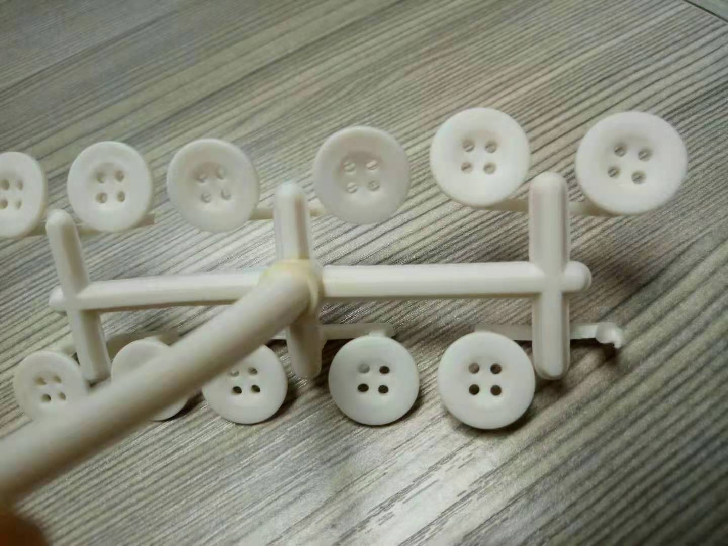 全降解纽扣